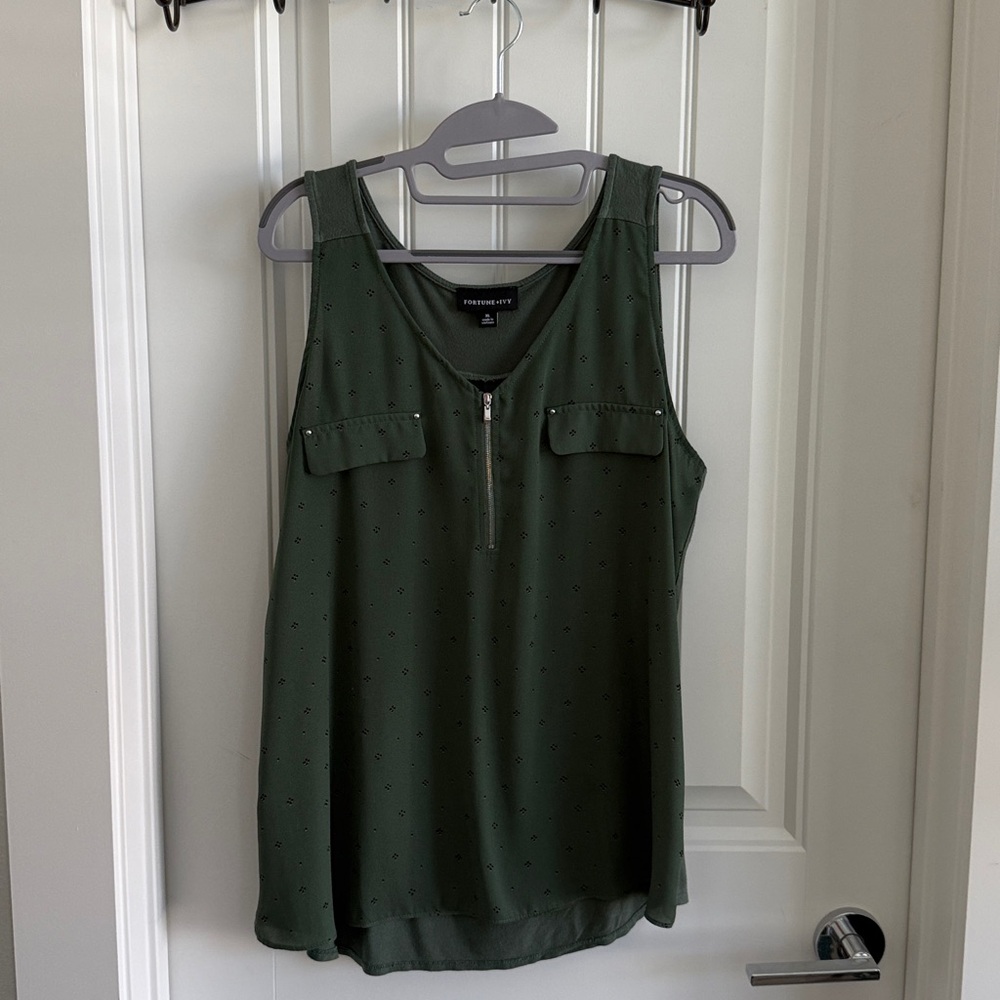 Green Sleeveless Top with Zipper Detail